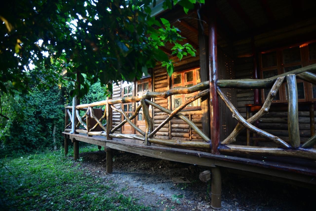 Serenada Eco Resort ムコノ エクステリア 写真